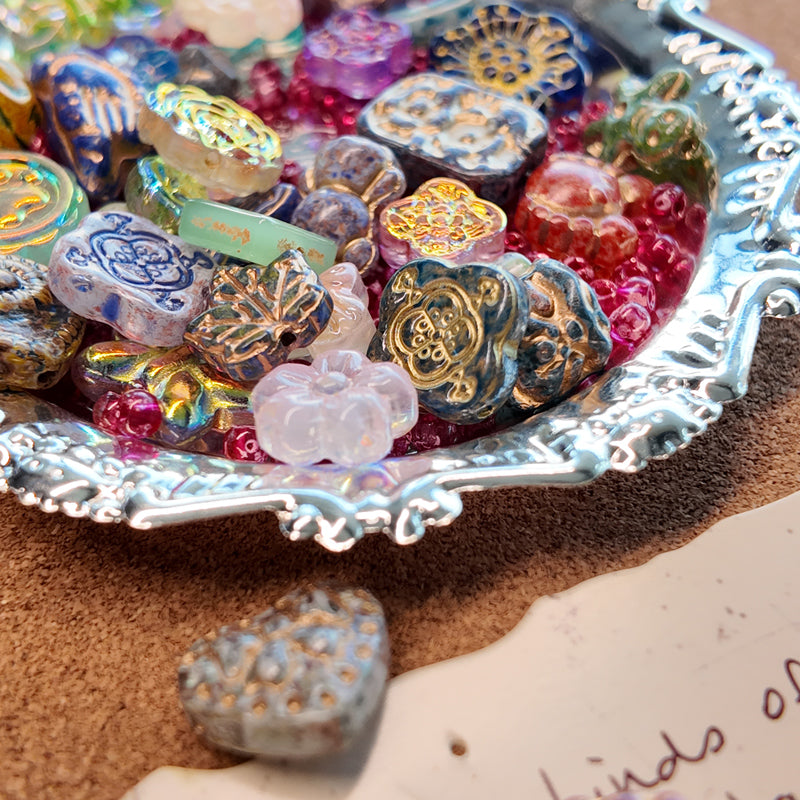 NEW ARRIVAL! [C1 Open-in-Live] Czech Style Retro Beads Lucky Bags for DIY Bracelets