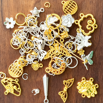 ACCESSORY BOX