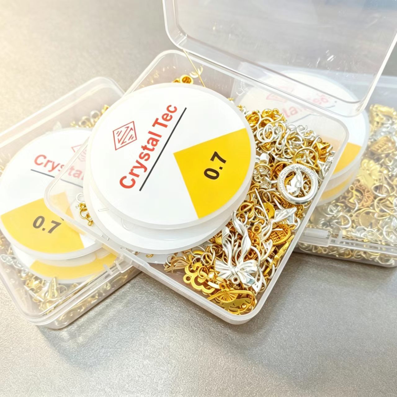 ACCESSORY BOX